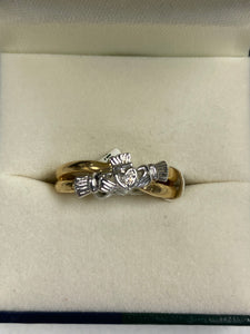 14K White and Yellow Gold Claddagh
