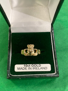 Thick claddagh ring size 6 10k