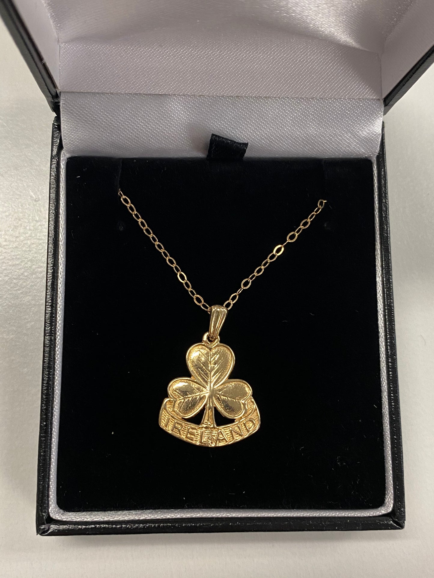 Gold Ireland Shamrock Pendant