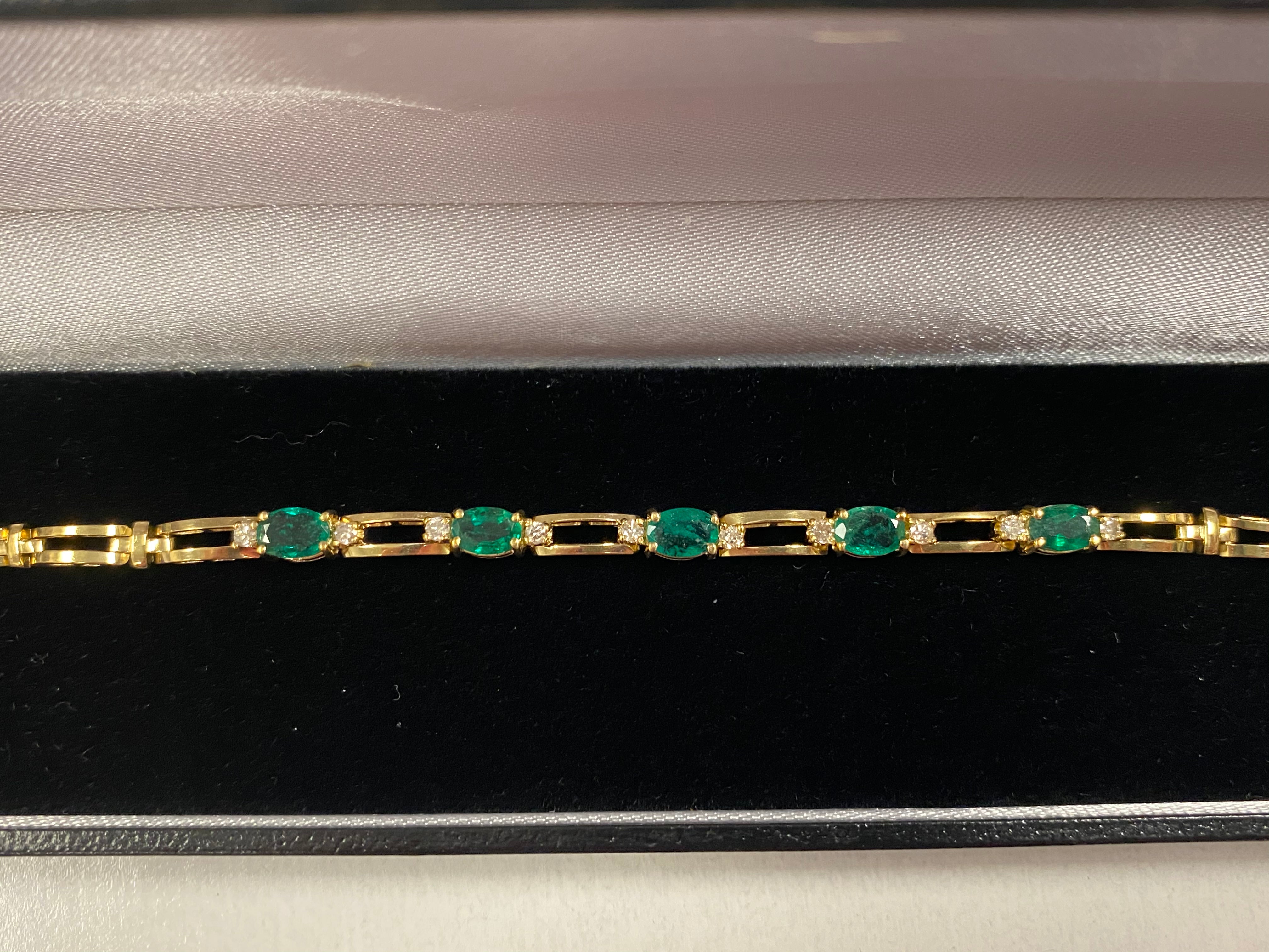 Gold Bracelet with Real Diamonds and Emeralds