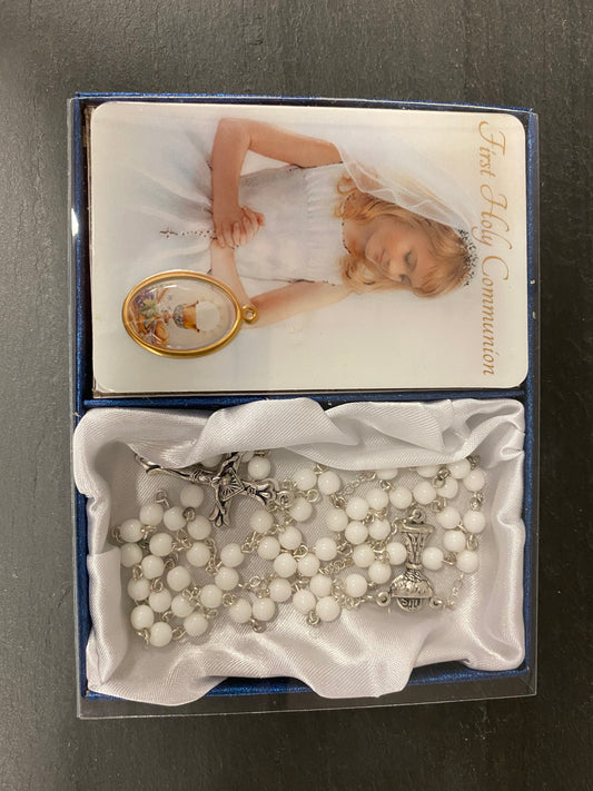 Rosary with prayer card girls