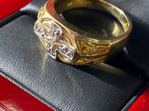 Mans 14k gold ring diamond size 10