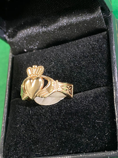 Fado claddagh with trinity side R116 10k