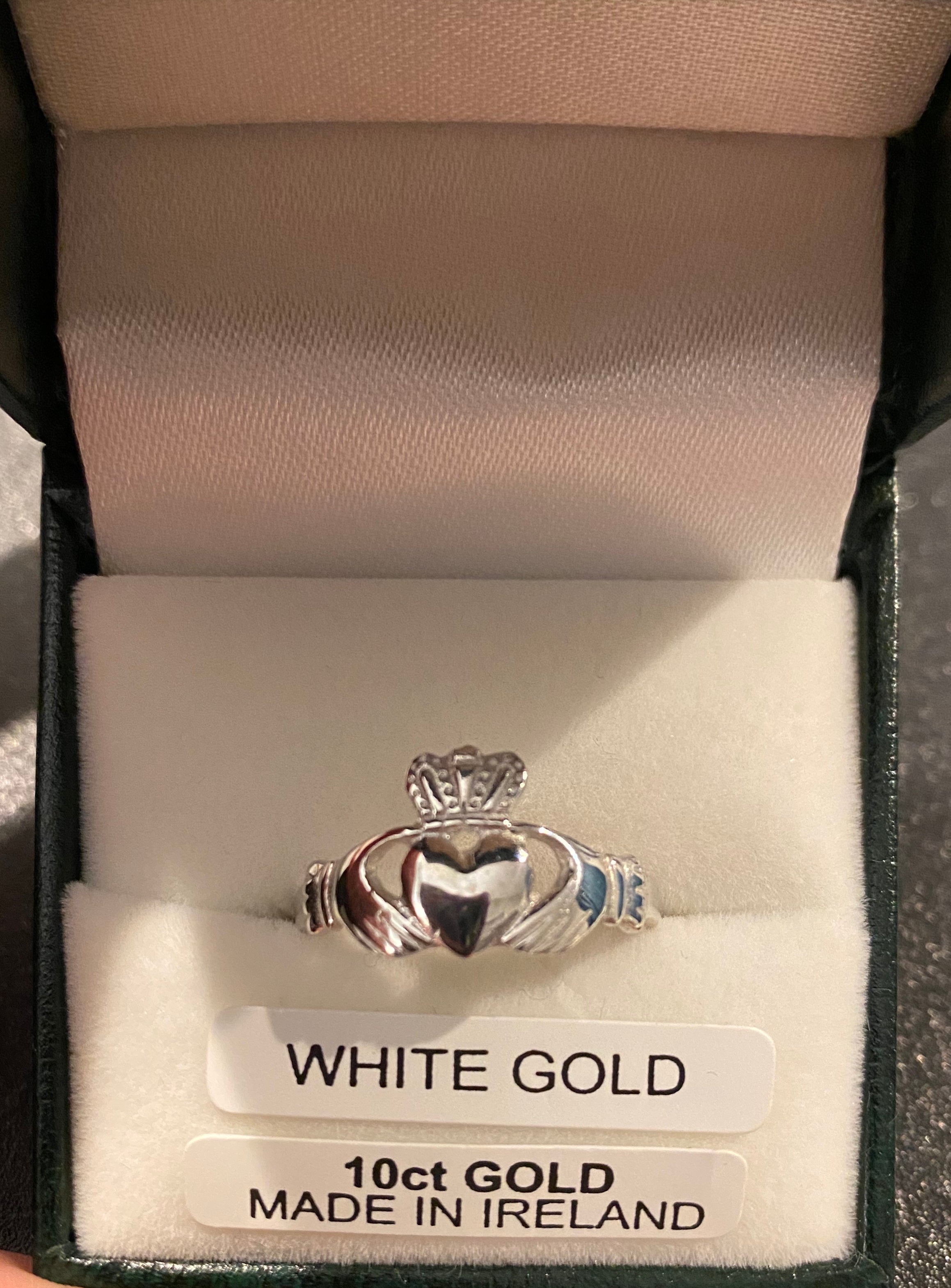 10k Facet Traditional white gold Claddagh 225w