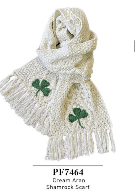 Traditional aran scarf with shamrock PF7464