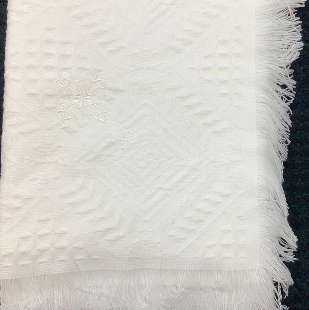 White Baby blanket with White Celtic cross GCW12