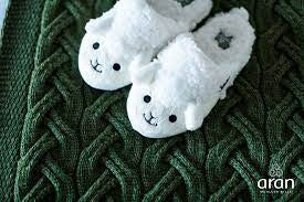 Child sheep slippers R775