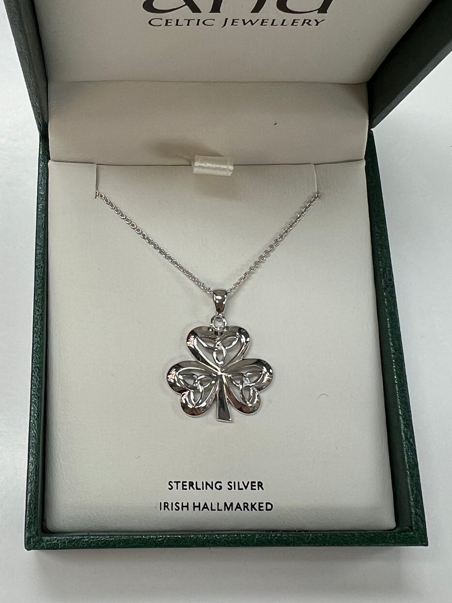 Sterling Silver Shamrock pendant A1045