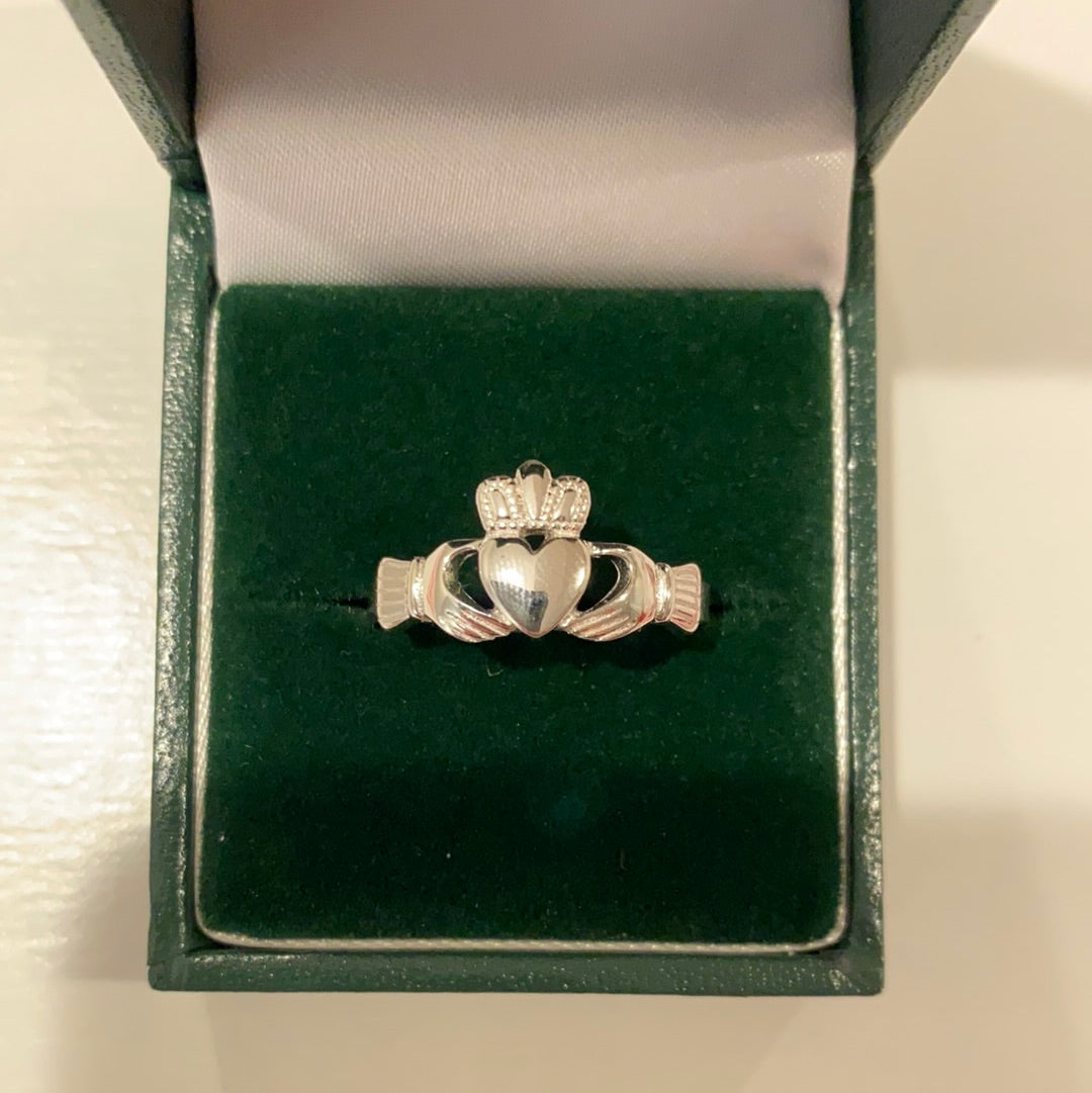 Anu sterling silver claddagh with Love Friendship Loyalty inside A3017