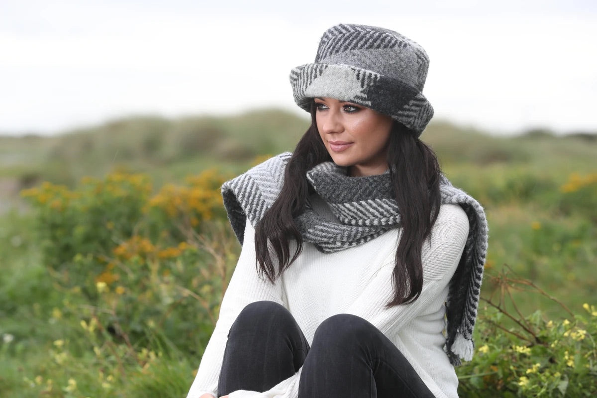 MULTI GREY SCARF