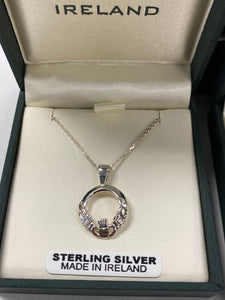 SterlingSterling  silver claddagh SP75103