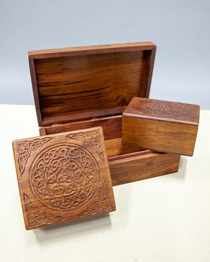 Celtic Knot box WB254