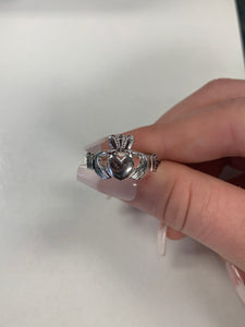 Men’s Sterling Silver Claddagh Ring