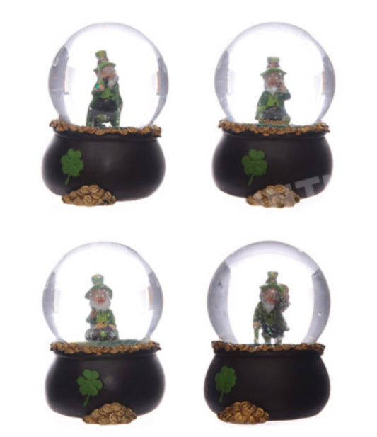 LEPRECHAUN RANGE SNOW GLOBE REF: LEPR04