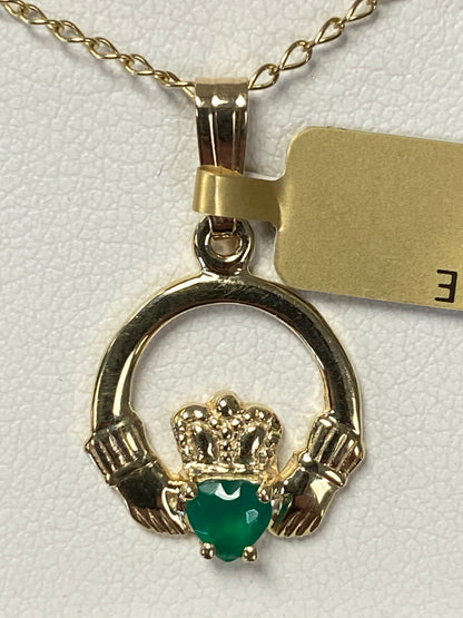 10k Claddagh pendant with emerald 10P602E