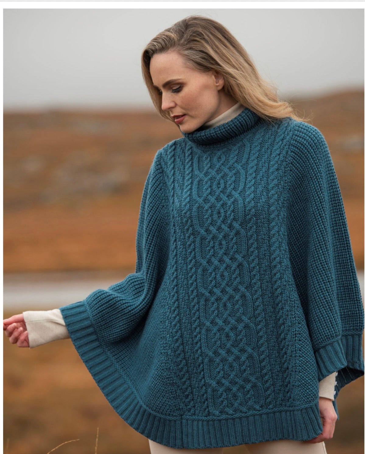 BROSNA SOFT RIBBED PONCHO in Teal R4906