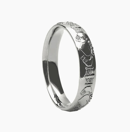 Ladies Court Shaped Claddagh Wedding Band