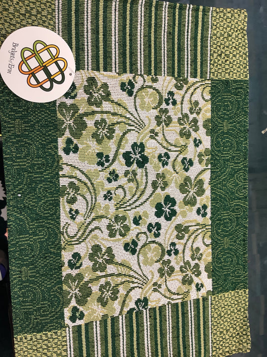 Shamrock garden placemat