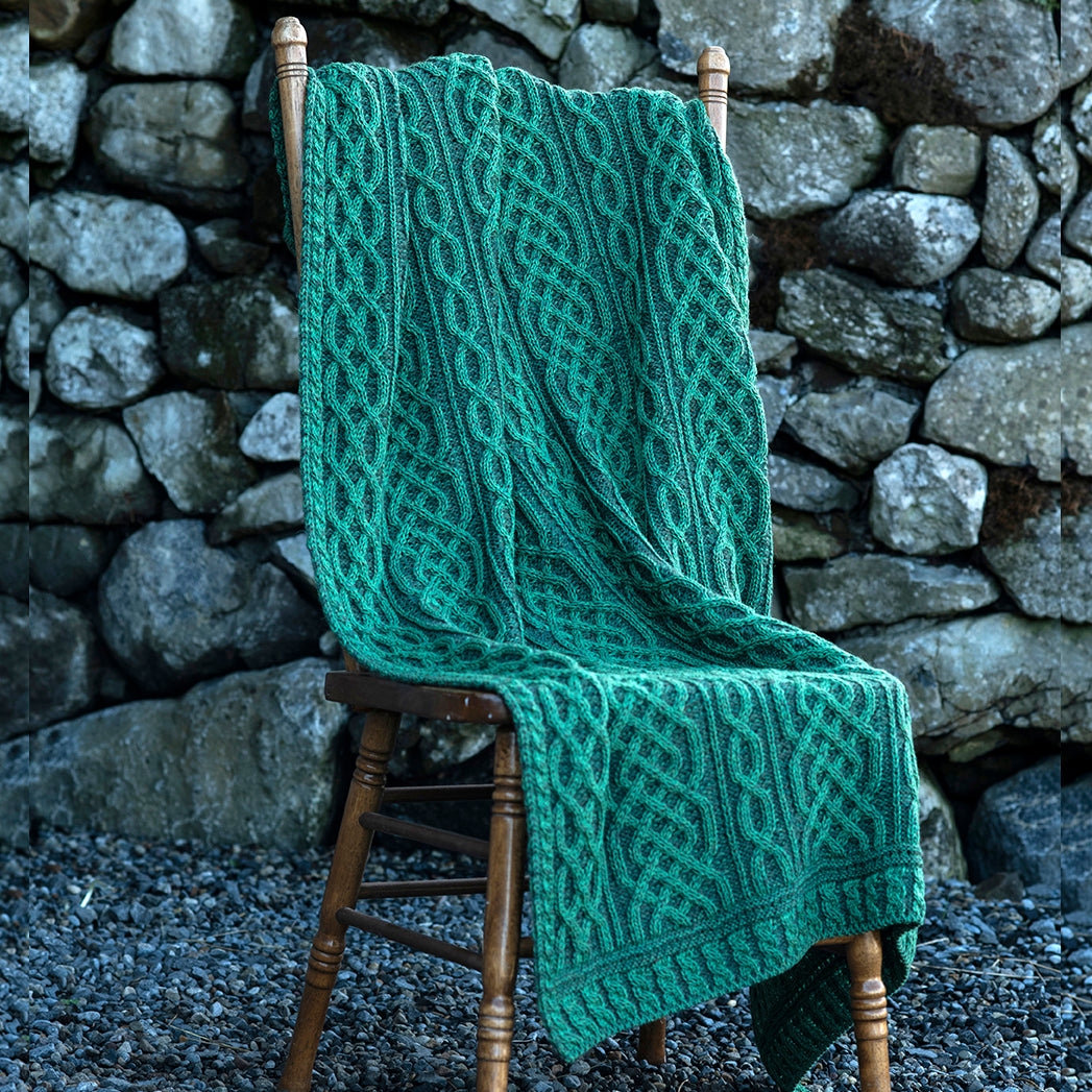 Plaited Celtic blanket A105