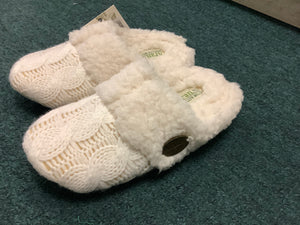 Child’s Aran slippers large