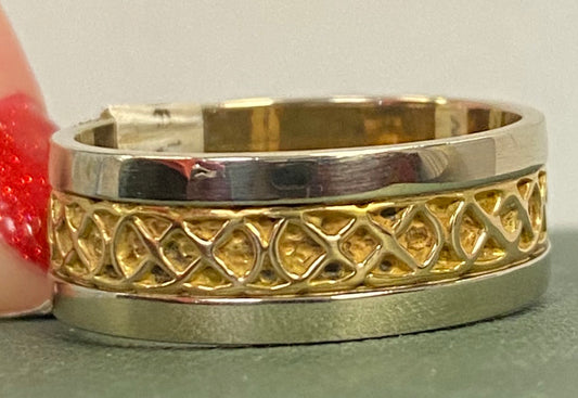 14k Gents Wedding band size 11 R4131