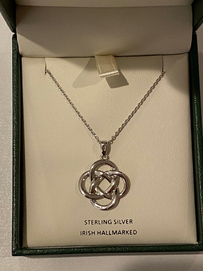 Sterling silver open Celtic pendant A1129