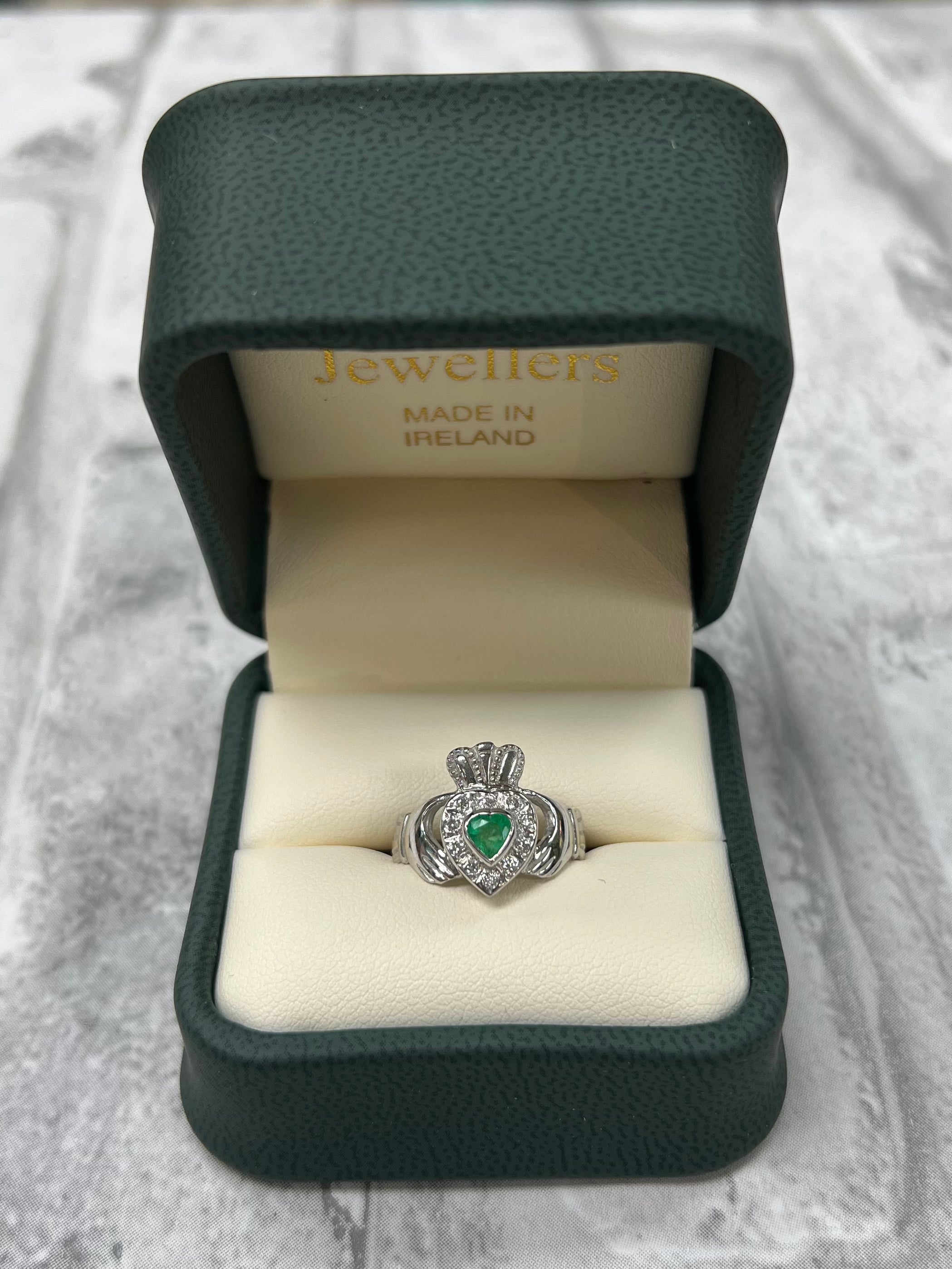 14k White Gold Claddagh with real Emerald and Diamond 230DW