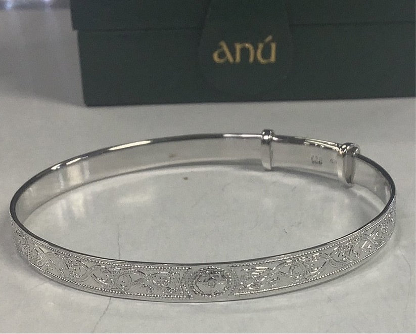 Child’s Celtic warrior bangle A4002