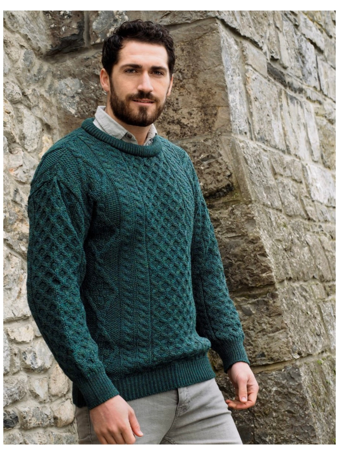 INIS MOR ARAN CREW NECK SWEATER: Moss