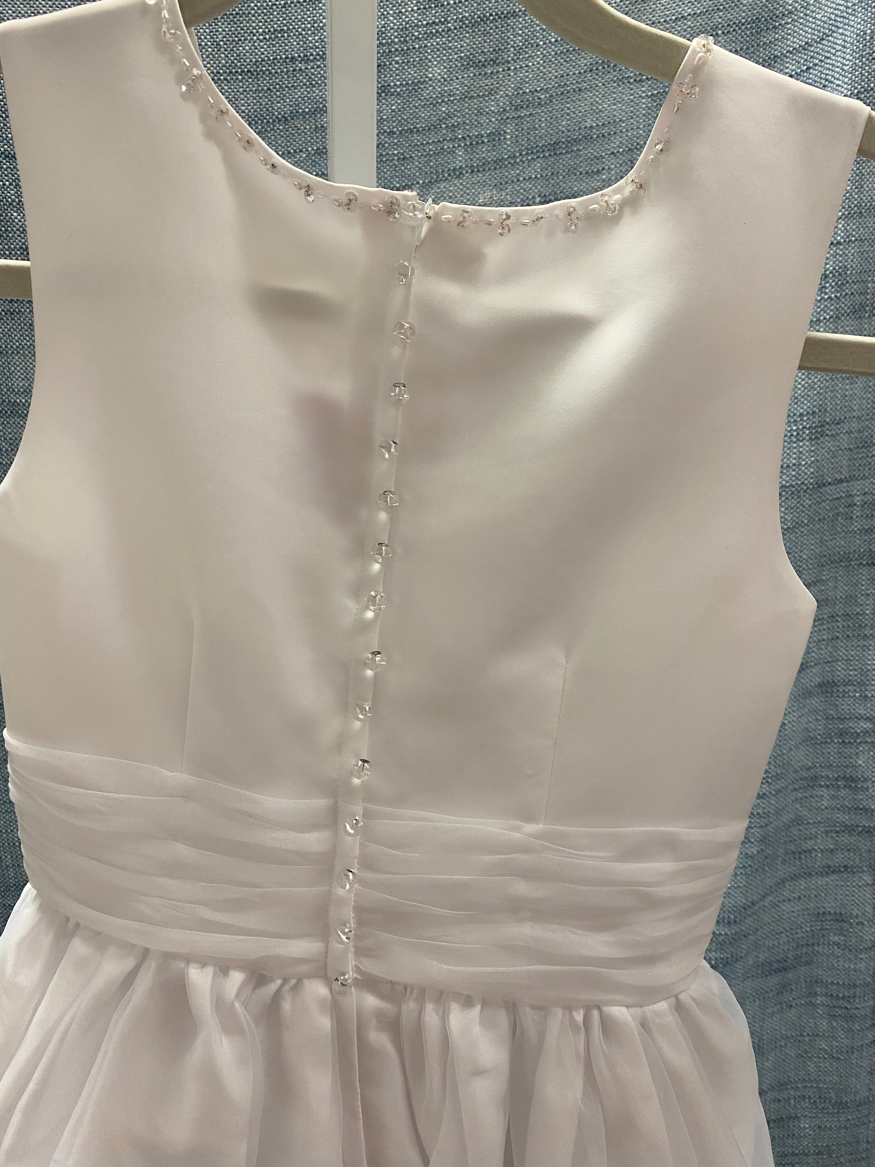 Size 10 white dress with sequin detailing #447T