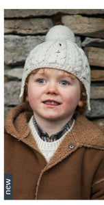 Toddler knitted hat B492