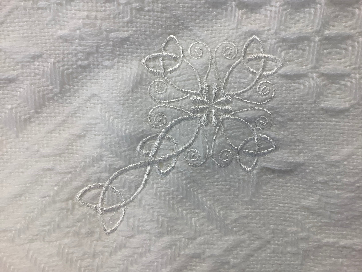 Embroidered white Celtic cross blanket WCC1
