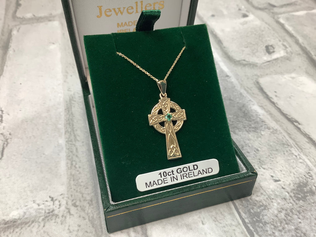 10K Celtic Cross with real emerald MA63
