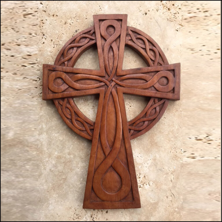 CR-12 Celtic Cross – Four Triangles