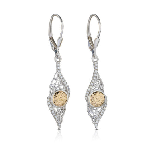 Solstice Twisted Trinity Earrings with18K Gold Bead