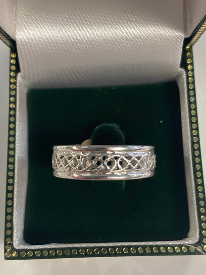 14k White gold Celtic knot band size 9.5 #38