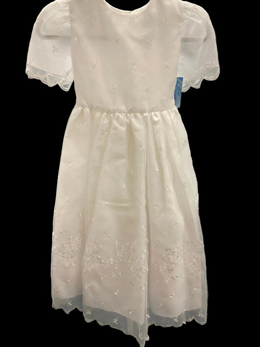 White dress with Shamrock detailing #D4210 Size 8